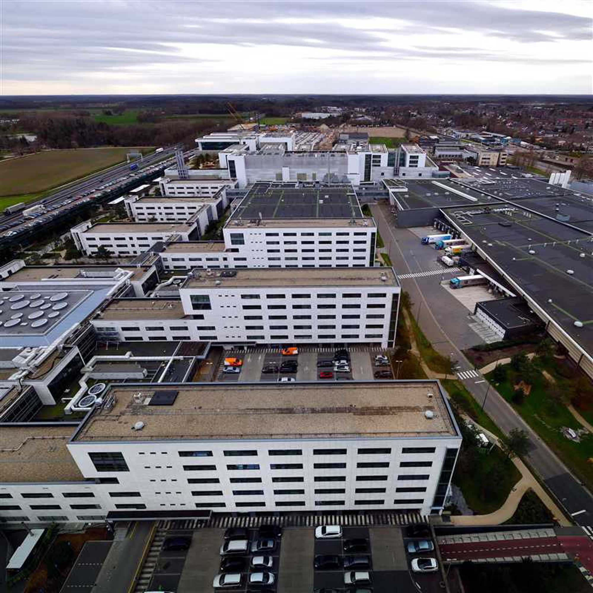 ASML is 's werelds grootste fabrikant van chipmachines