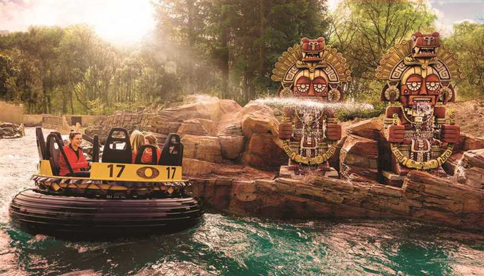 De piraña wildwaterbaan in de Efteling